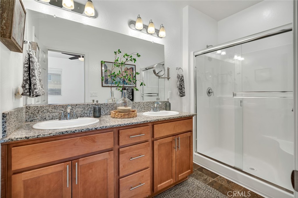 2082 Bidan, Chowchilla, CA 93610