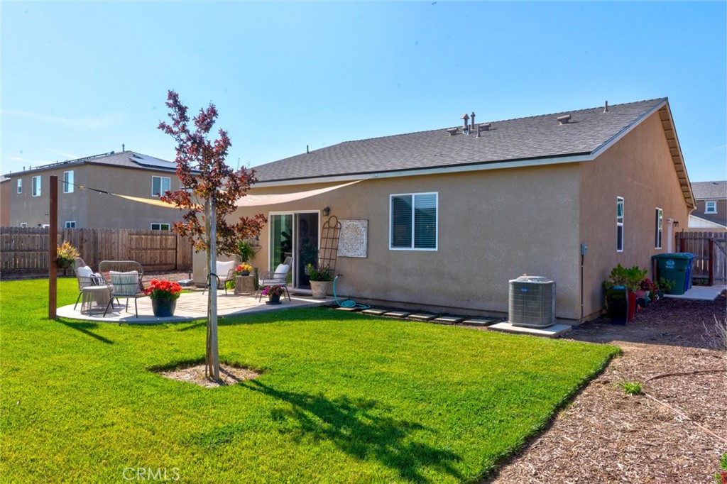 2082 Bidan, Chowchilla, CA 93610
