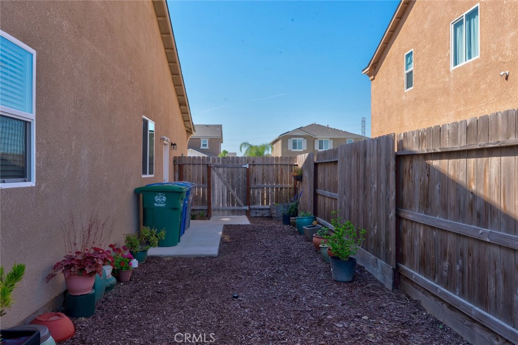 2082 Bidan, Chowchilla, CA 93610