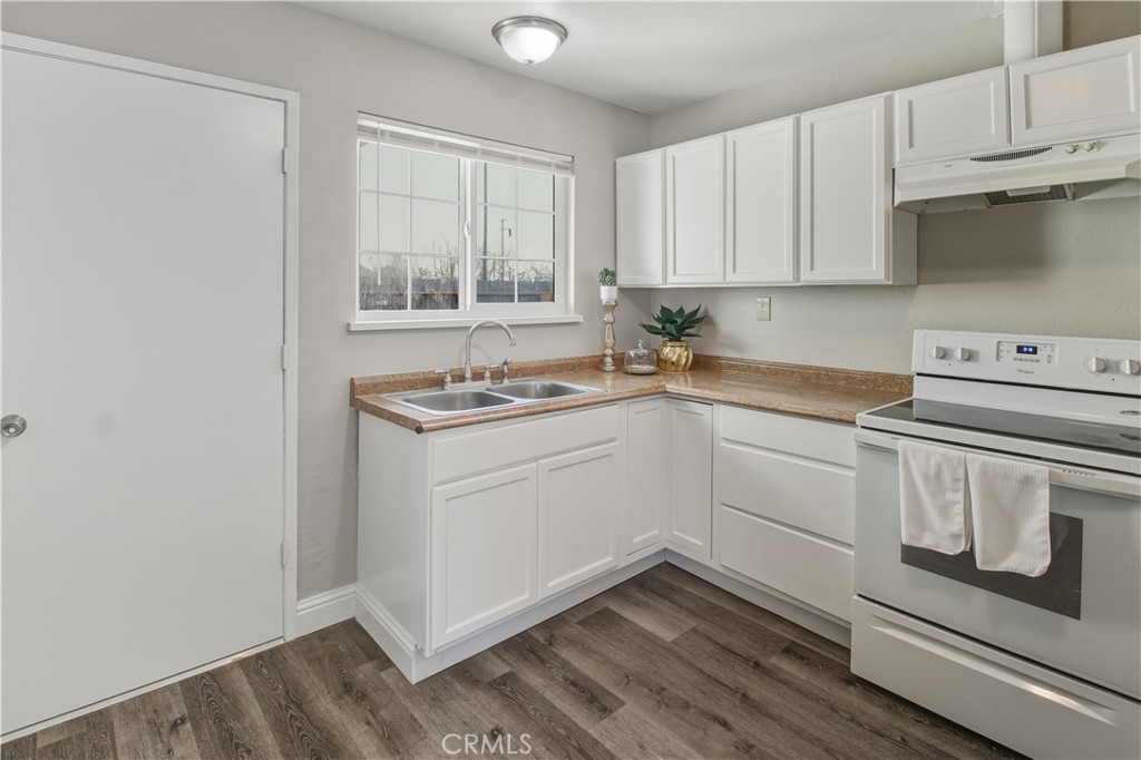 660 S 3rd, Chowchilla, CA 93610