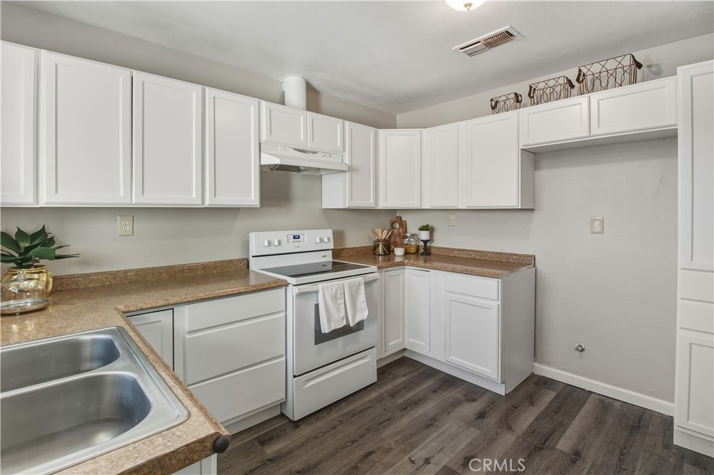 660 S 3rd, Chowchilla, CA 93610