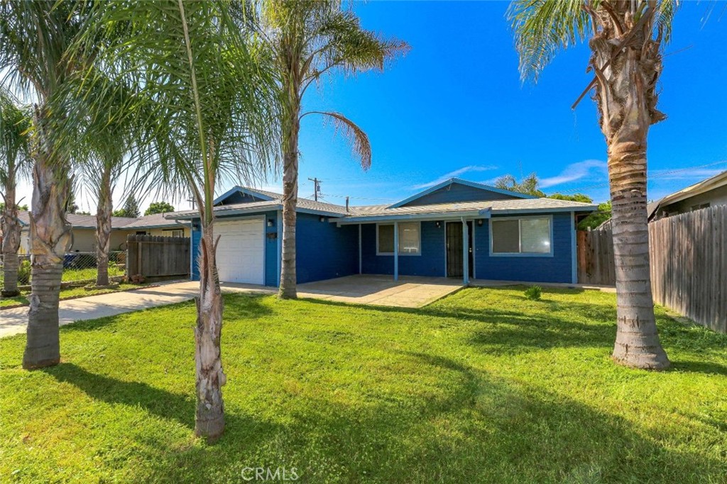 268 E 10th St, Merced, CA 95341