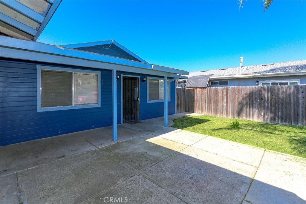 268 E 10th St, Merced, CA 95341