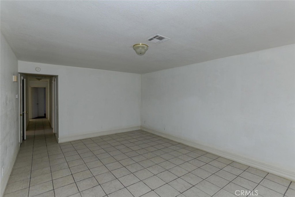 268 E 10th St, Merced, CA 95341
