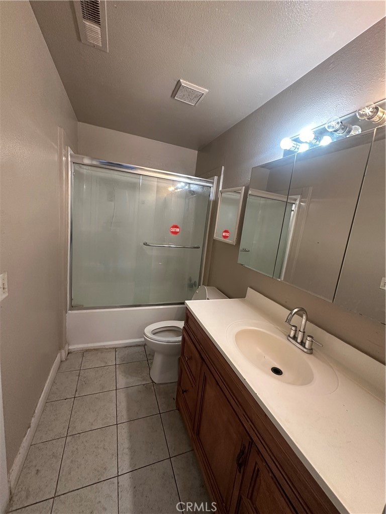 268 E 10th St, Merced, CA 95341