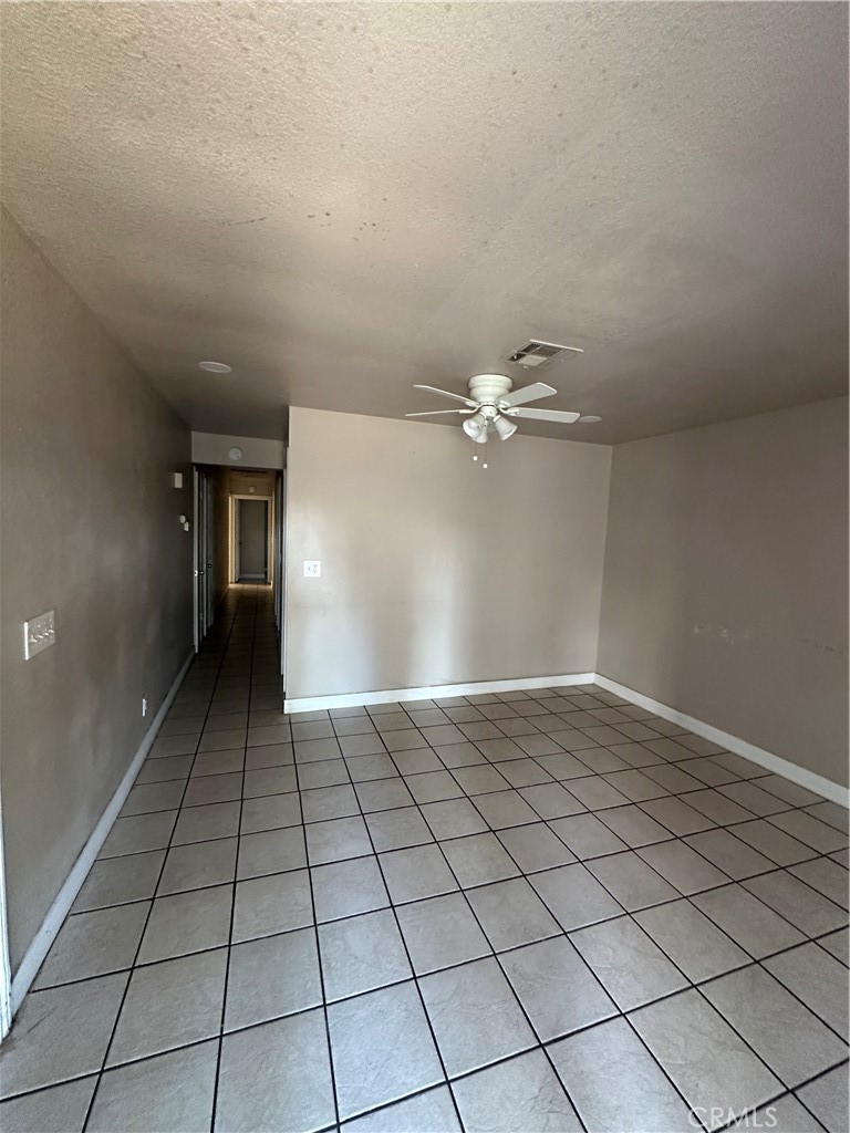 268 E 10th St, Merced, CA 95341