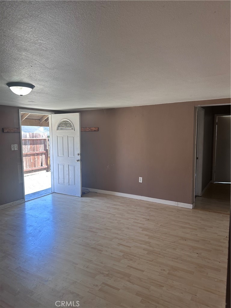 1340 Rita Mae, Merced, CA 95341