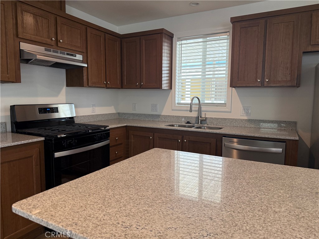 200 Santa Fe Dr #3, Empire, CA 95319