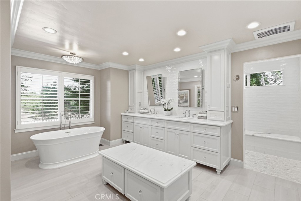 2591 Giannini Rd, Atwater, CA 95301