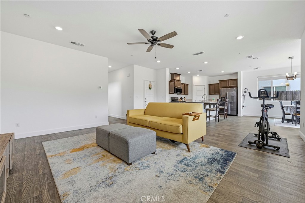 2413 Explorador, Merced, CA 95340