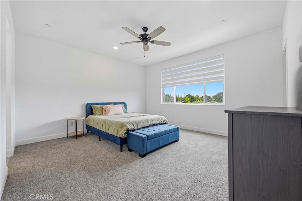 2413 Explorador, Merced, CA 95340