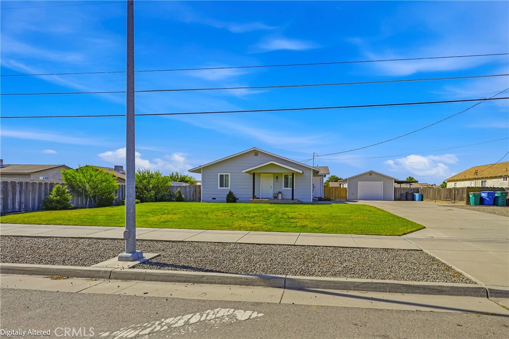 456 E Gerard, Merced, CA 95341