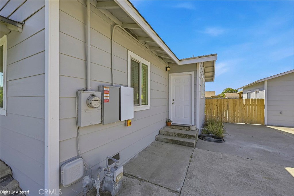 456 E Gerard, Merced, CA 95341