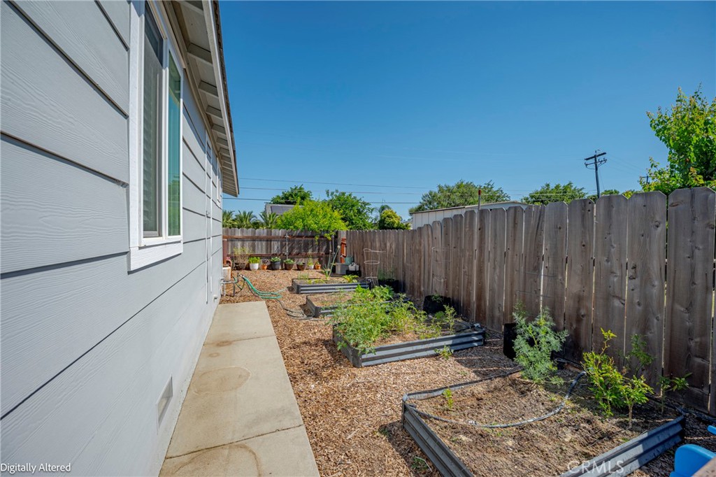 456 E Gerard, Merced, CA 95341