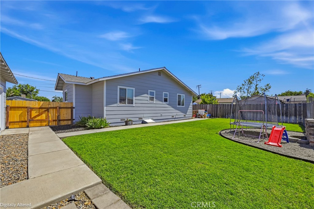 456 E Gerard, Merced, CA 95341