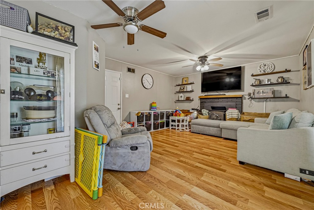 1870 Eucalyptus, Atwater, CA 95301