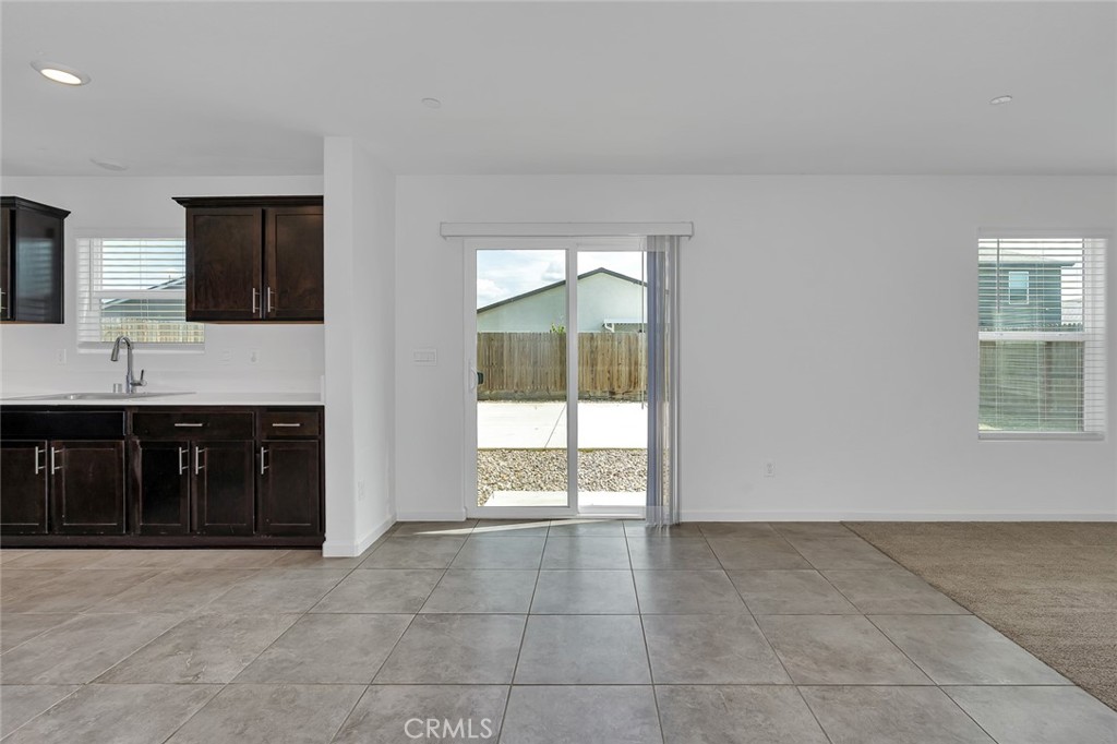 324 Shafer Trail Ct, Merced, CA 95341