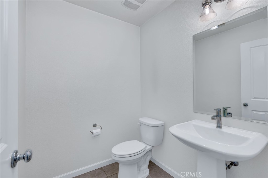 324 Shafer Trail Ct, Merced, CA 95341