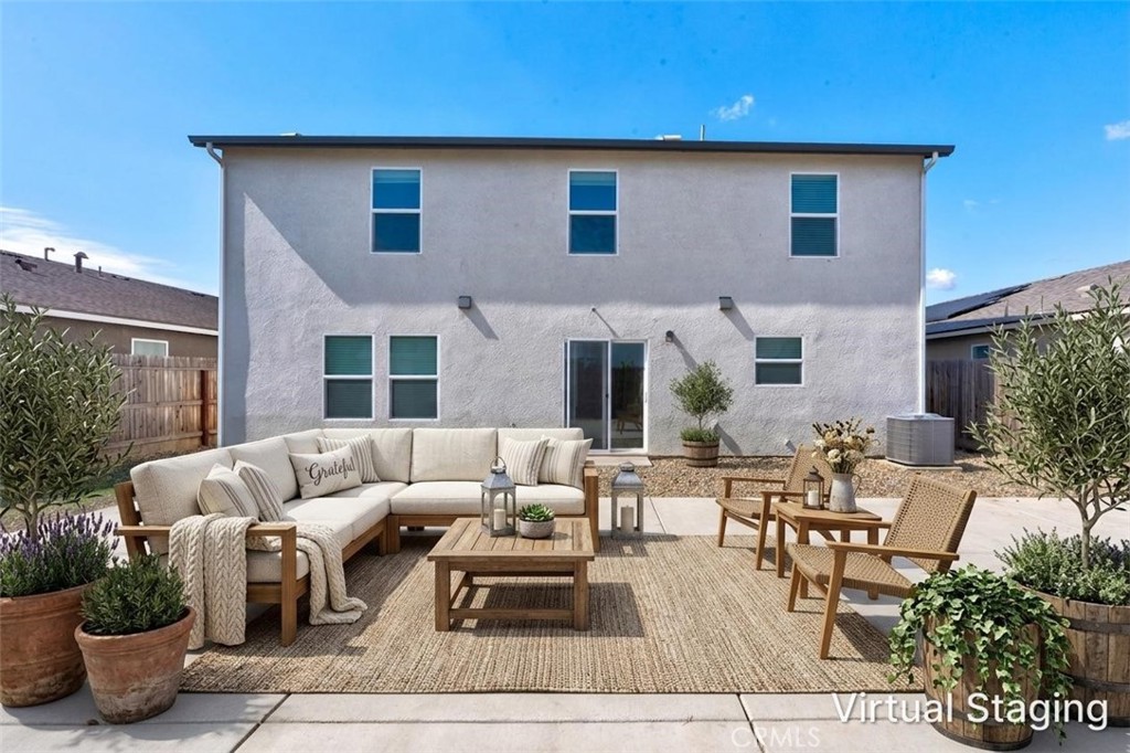 324 Shafer Trail Ct, Merced, CA 95341