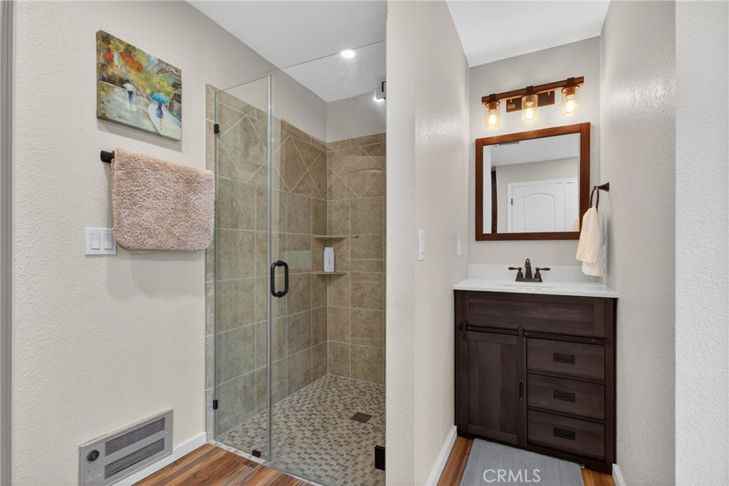 22437 Robin Hood, Twain Harte, CA 95383