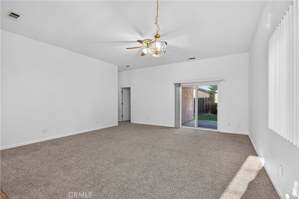 2970 Westminster Ct, Merced, CA 95340