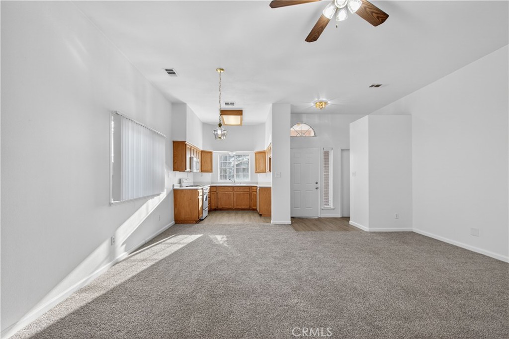 2970 Westminster Ct, Merced, CA 95340