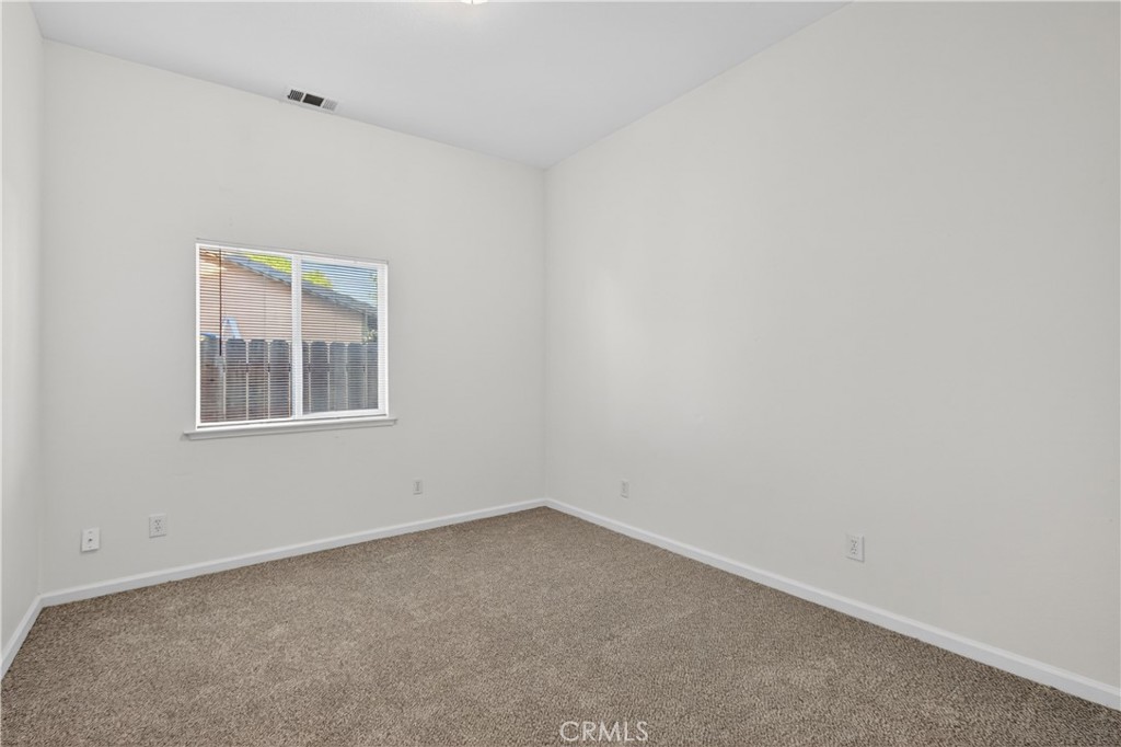 2970 Westminster Ct, Merced, CA 95340