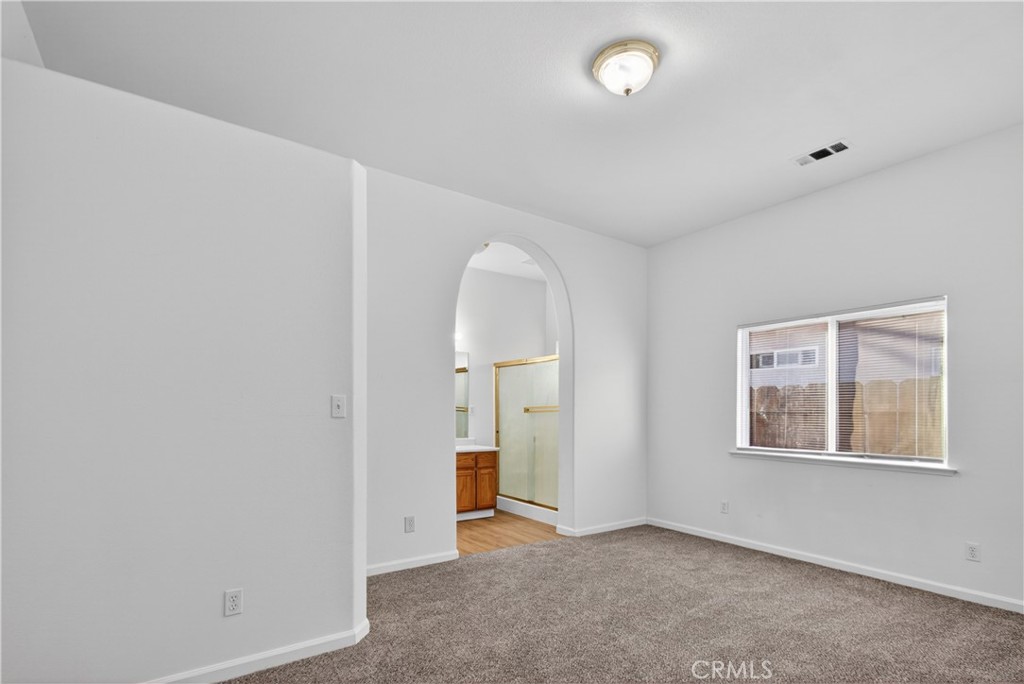 2970 Westminster Ct, Merced, CA 95340