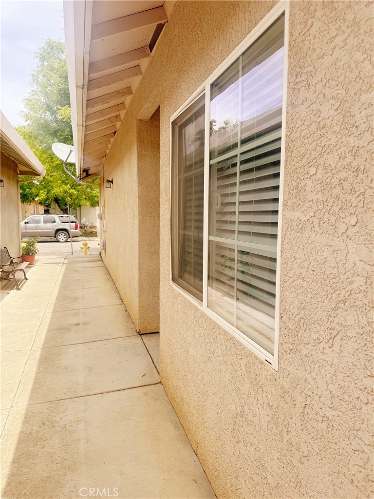 672 Gateway Cir, Merced, CA 95340