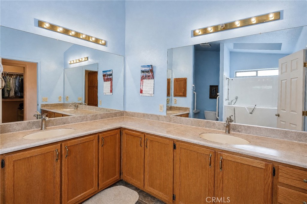 3519 Oakdale Rd, Winton, CA 95388