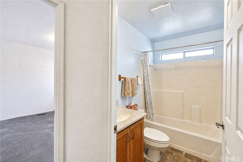 3519 Oakdale Rd, Winton, CA 95388