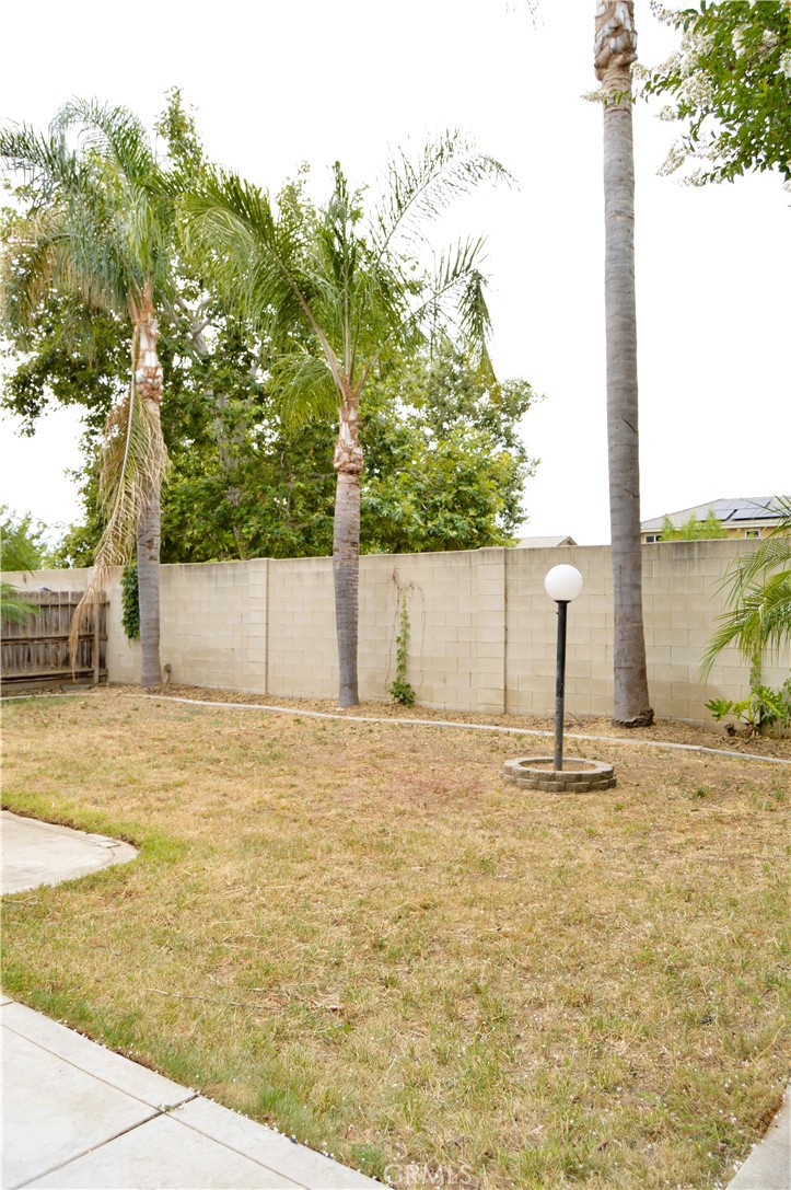 457 Petunia Ct, Merced, CA 95341