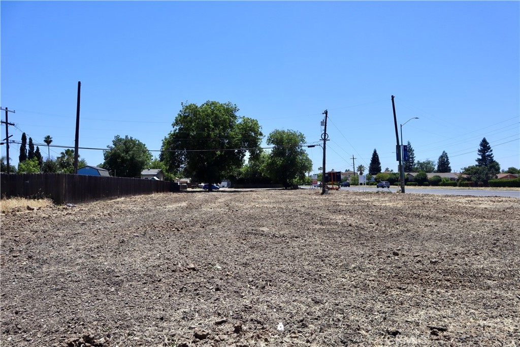 3454 G St, Merced, CA 95340