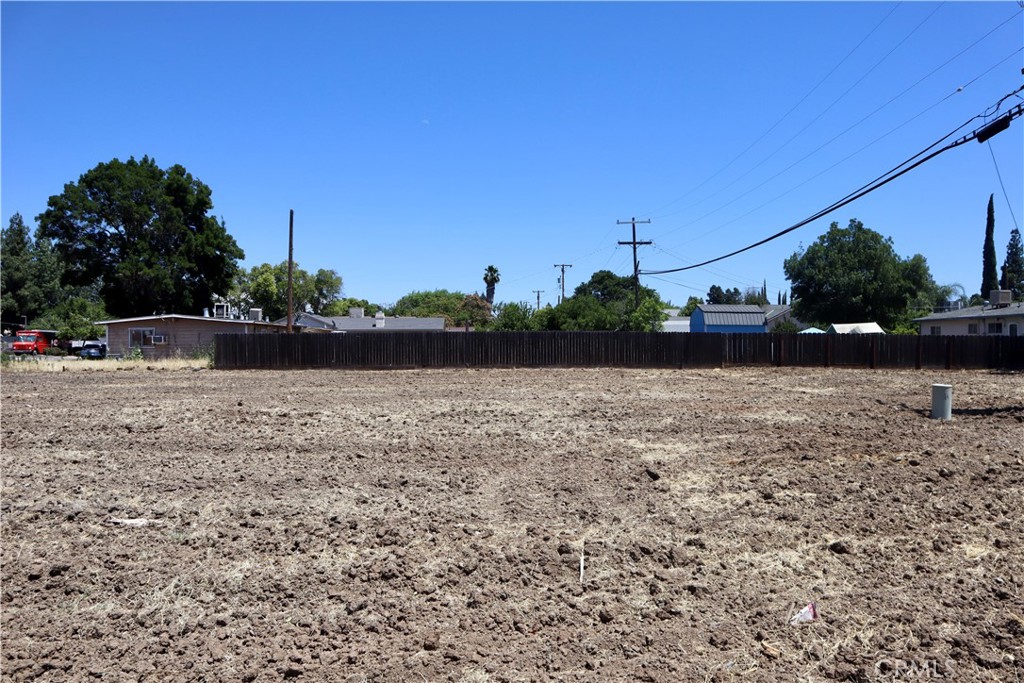 3454 G St, Merced, CA 95340