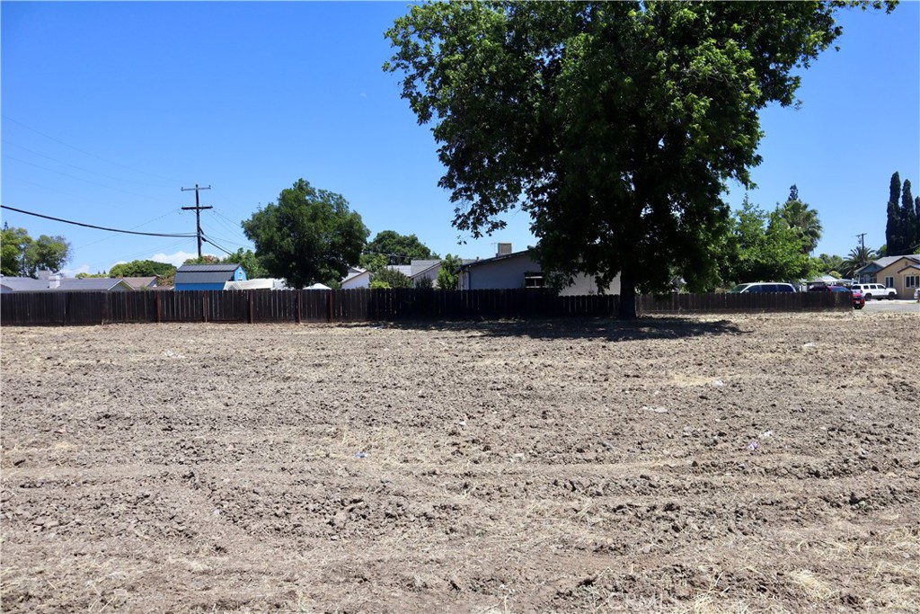 3454 G St, Merced, CA 95340
