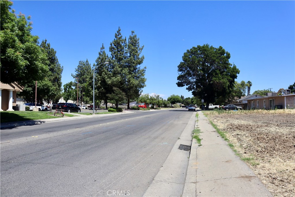 3454 G St, Merced, CA 95340