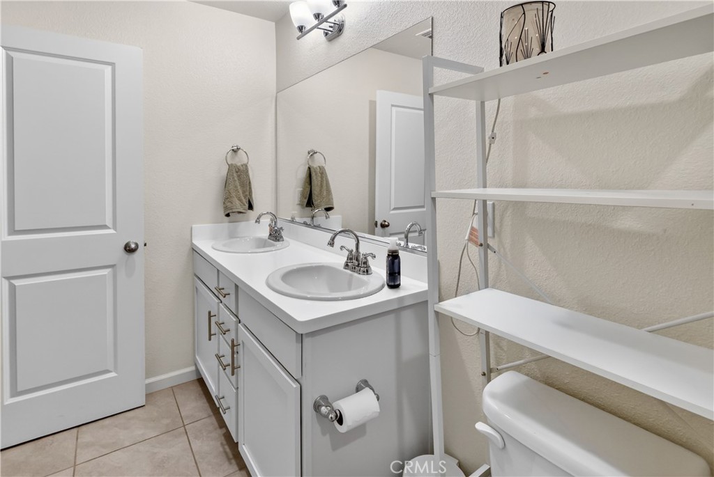 248 Shafer Ave, Merced, CA 95348