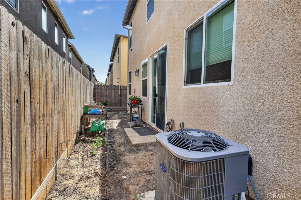 248 Shafer Ave, Merced, CA 95348