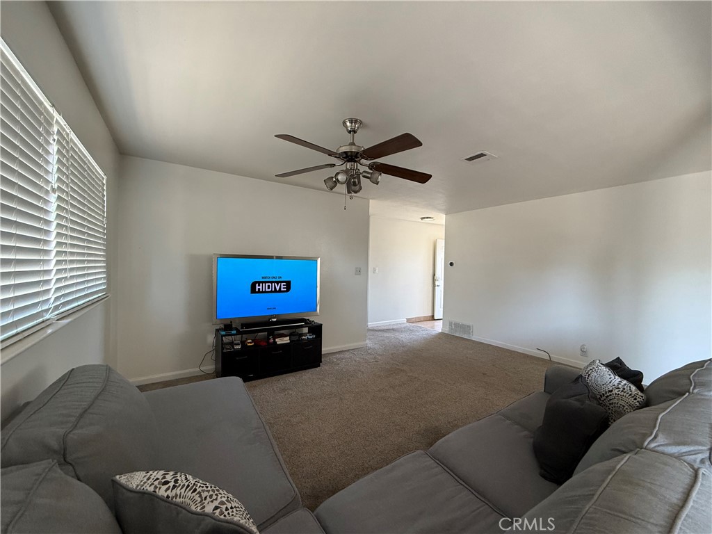 1064 Tioga, Manteca, CA 95337