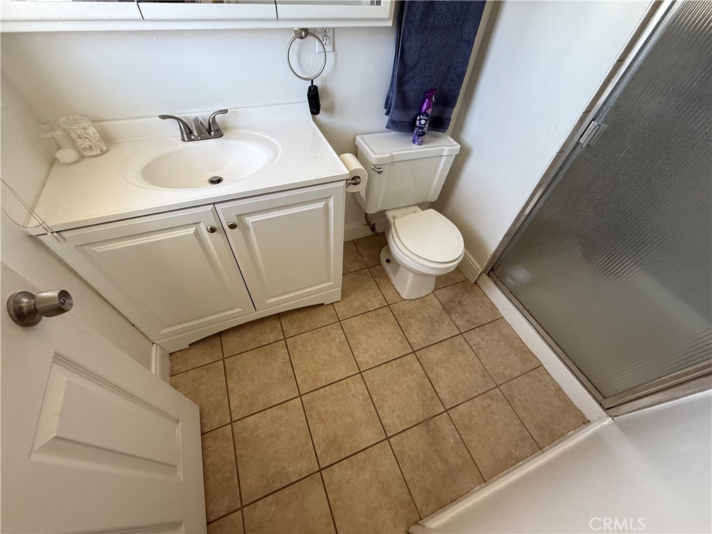 1064 Tioga, Manteca, CA 95337