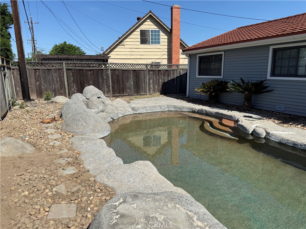 1064 Tioga, Manteca, CA 95337