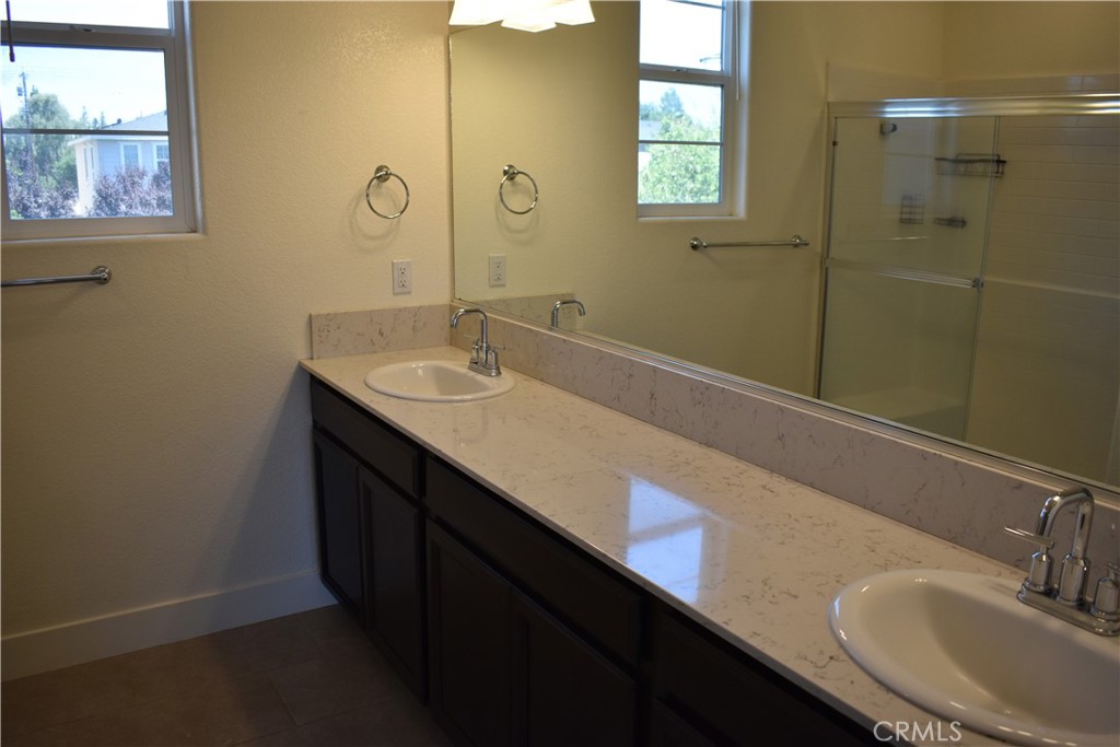 2382 Explorador, Merced, CA 95340