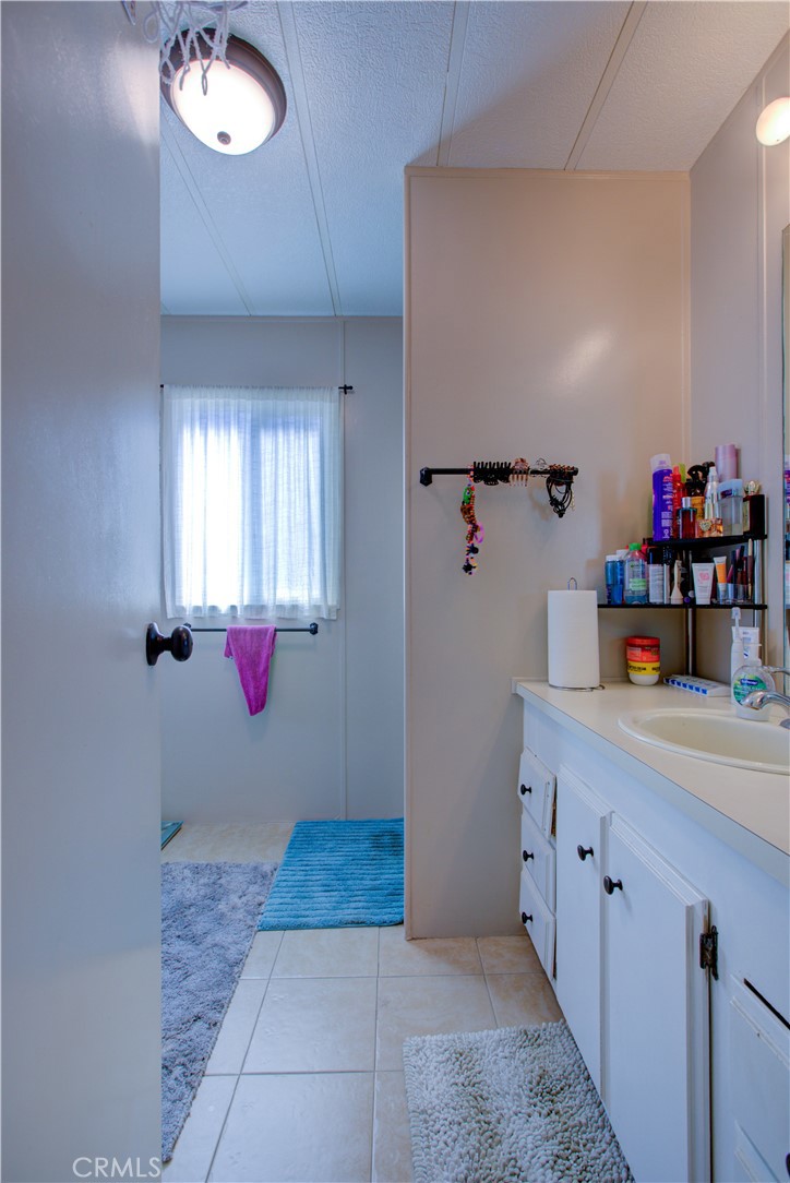 2500 N Highway 59 #250, Merced, CA 95348