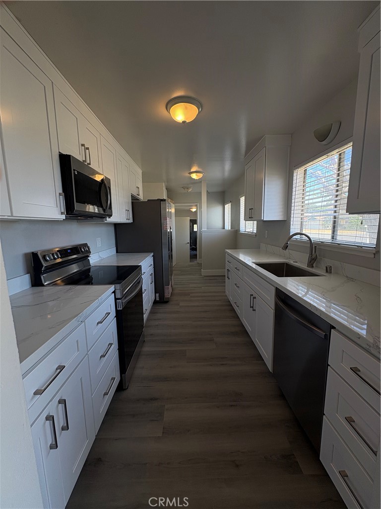1963 Merced, Merced, CA 95341