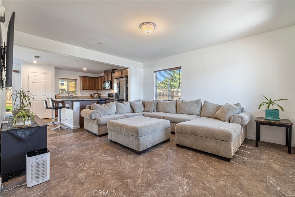 163 Dylan Ct, Merced, CA 95341