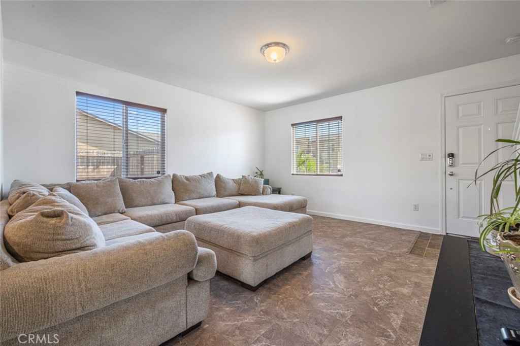 163 Dylan Ct, Merced, CA 95341