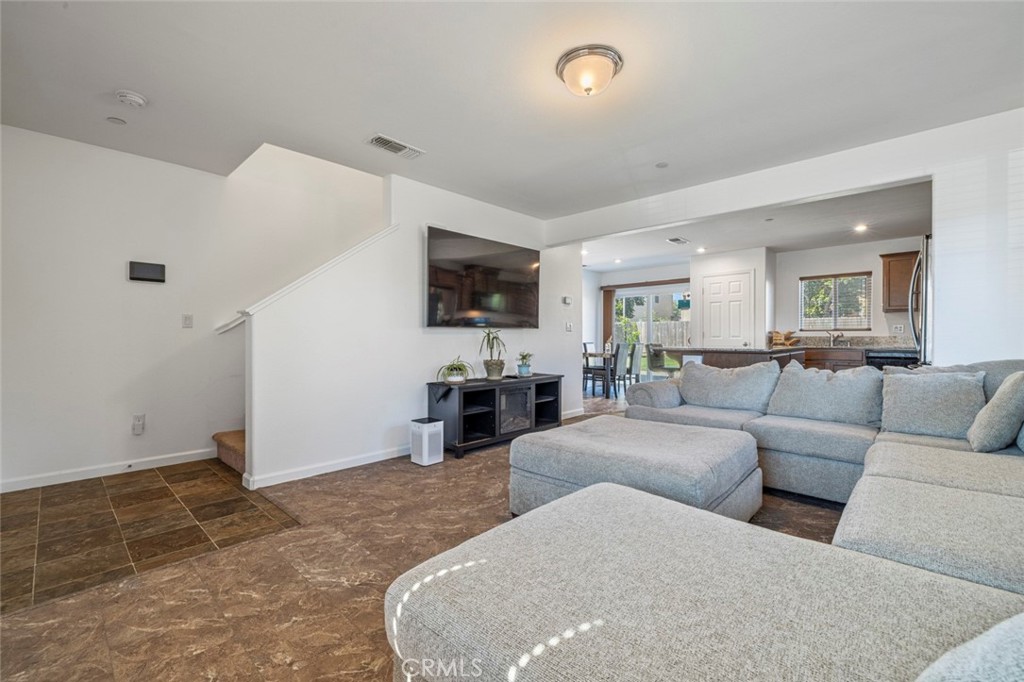 163 Dylan Ct, Merced, CA 95341