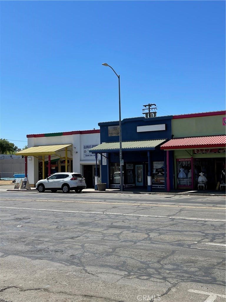 107 E Yosemite, Madera, CA 93638