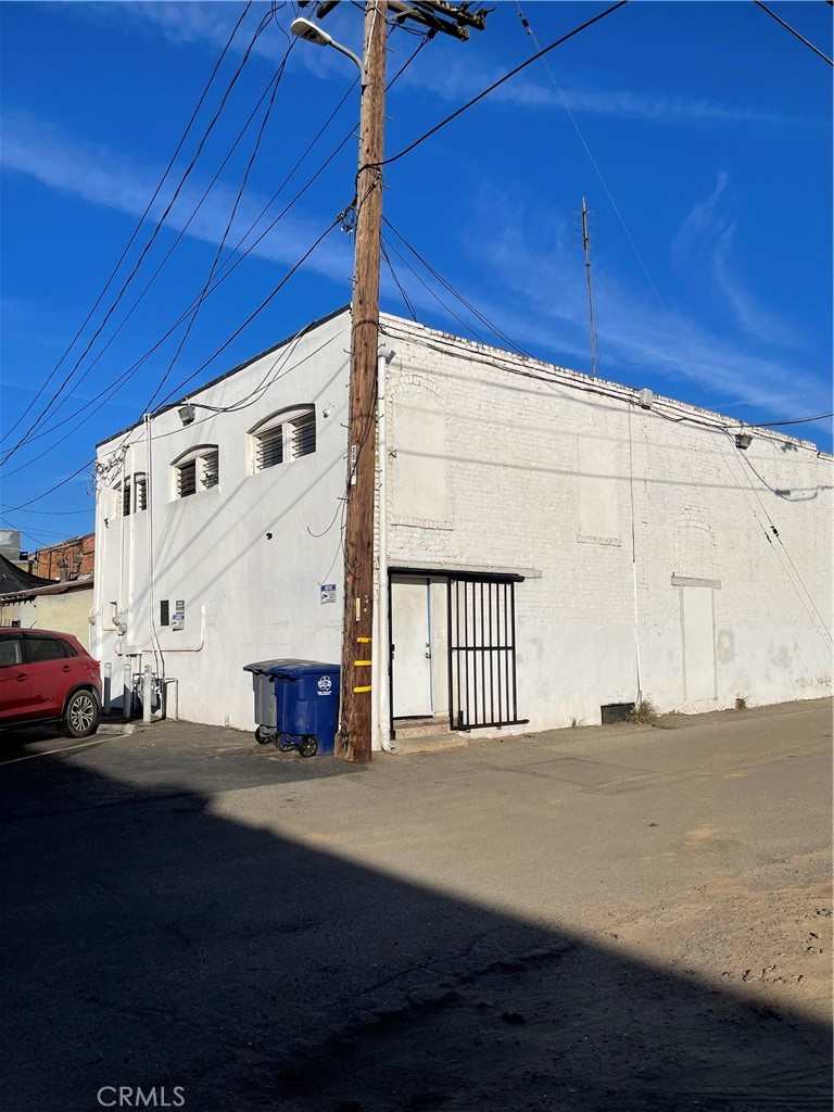 107 E Yosemite, Madera, CA 93638