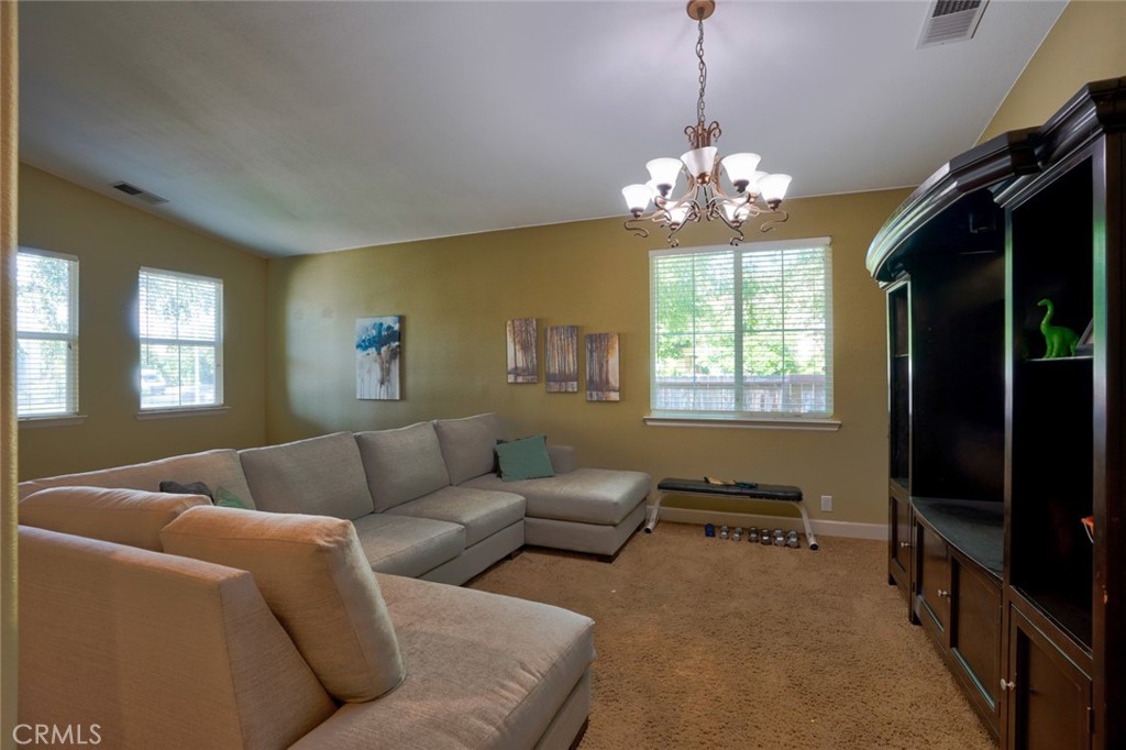 1254 Lurs Ct, Merced, CA 95348